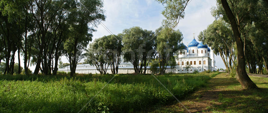 Вид на Юрьев монастырь