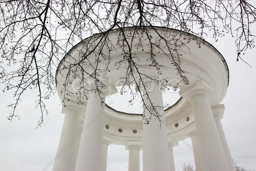 Ротонда зимой