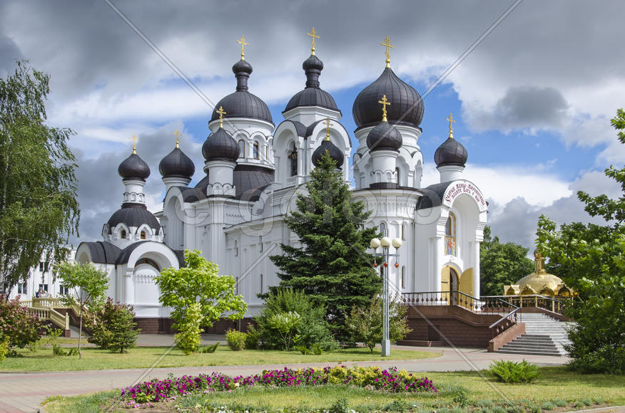 Беларусь, Барановичи: собор св. Жен мироносиц.