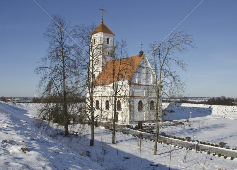 Беларусь, Заславль: старинная Спасо-Преображенская церковь и древний оборонительный вал