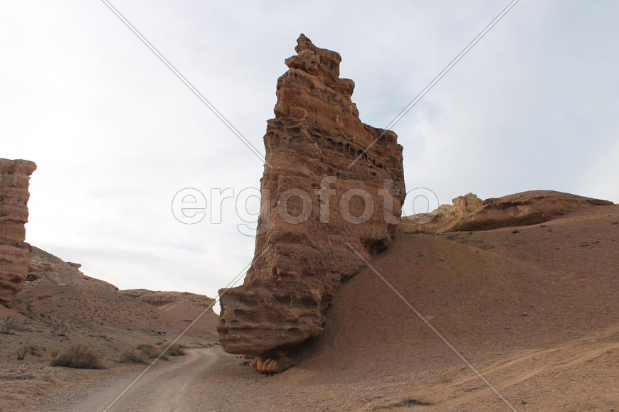 Дорога в каньоне