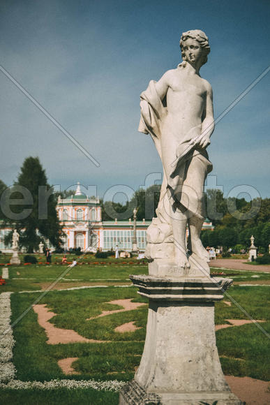 Статуя в Усадьбе Кусково