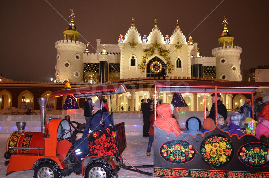 Казань. Театр кукол. Аттракционы детские