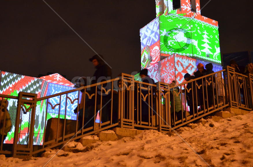 Казань. Кремль. Лазерное шоу на стенах Спасской башни