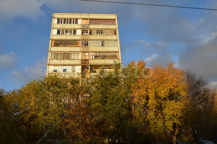 Многоэтажные жилые дома 