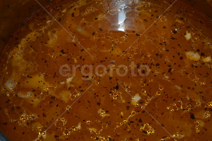 Бульон овощного домашнего супа 