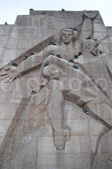 Москва. Станция метро "Бавриадная": барельеф