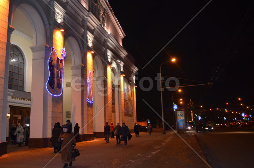 Ночная Казань: здание филармонии