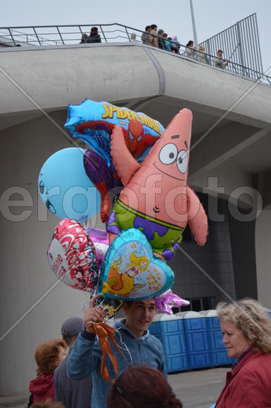 Продавец воздушных шаров