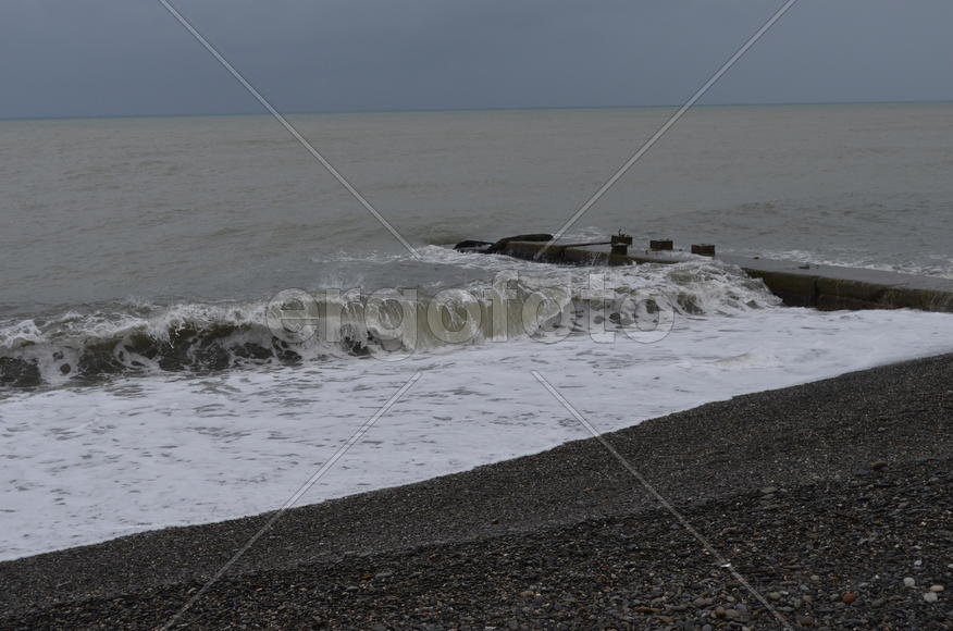Темно-серый горизонт