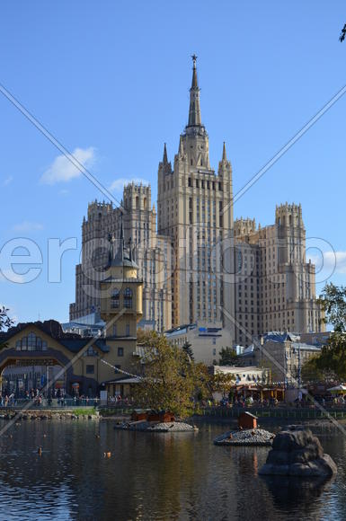 Москва. Сталинская высотка: жилой дом на Кудринской площади 