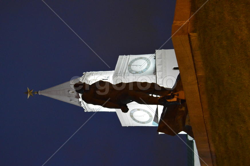 Казань. Старинный город освещенный ночными огнями 