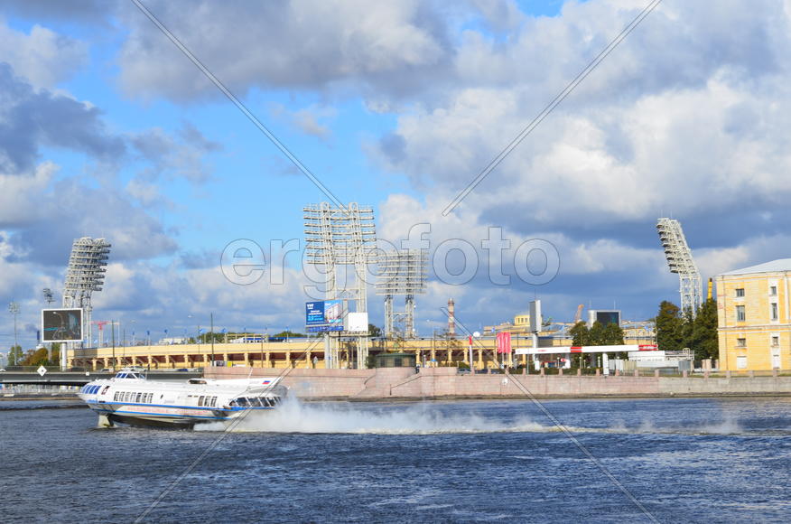 Санкт-Петербург.  Водные прогулки