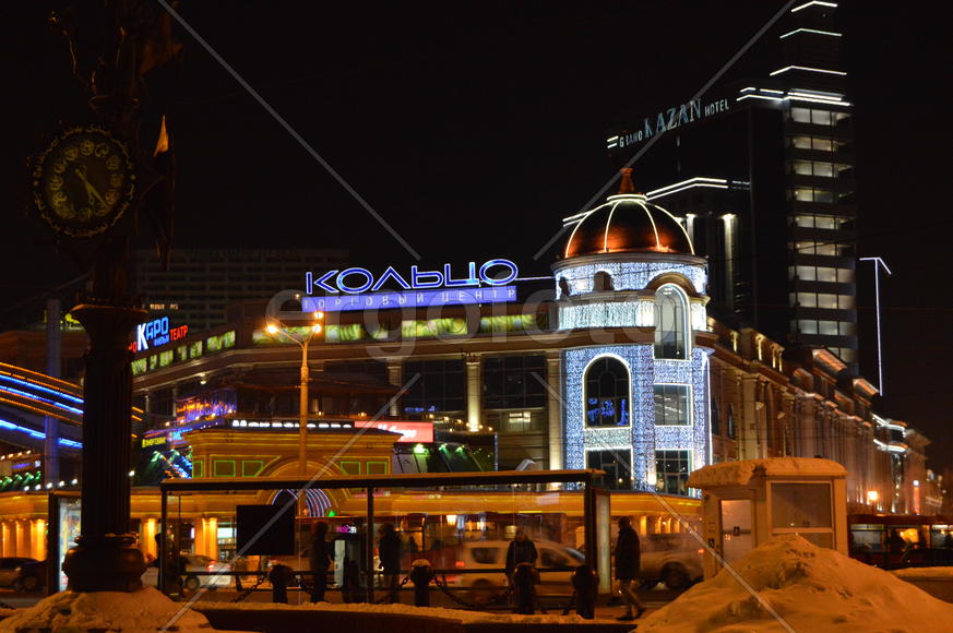 Вечерняя Казань. Торгово-развлекательный центр "Кольцо"