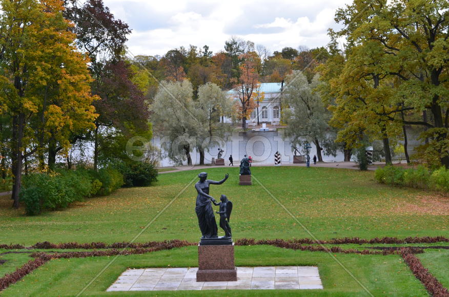 Царское Село. Екатерининский парк. Павильон «Зал на острову 