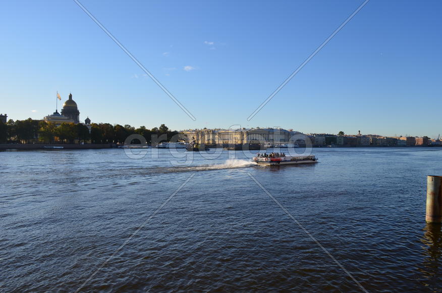 Санкт-Петербург.  Водные прогулки