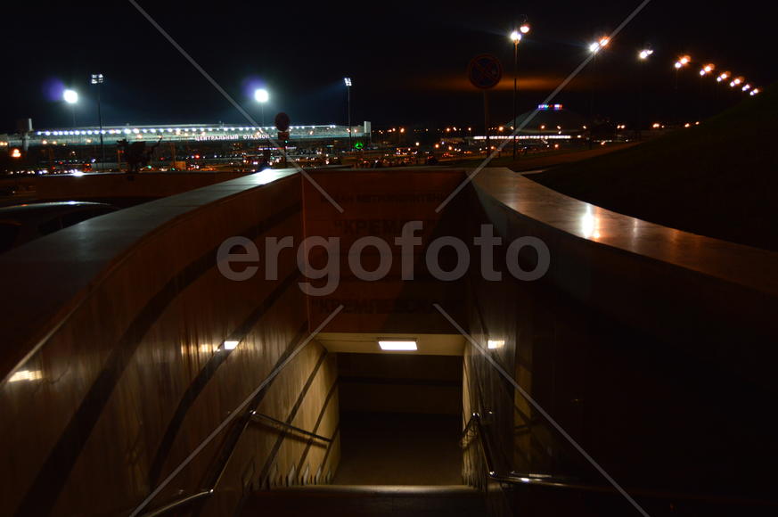 Казань. Старинный город освещенный ночными огнями 