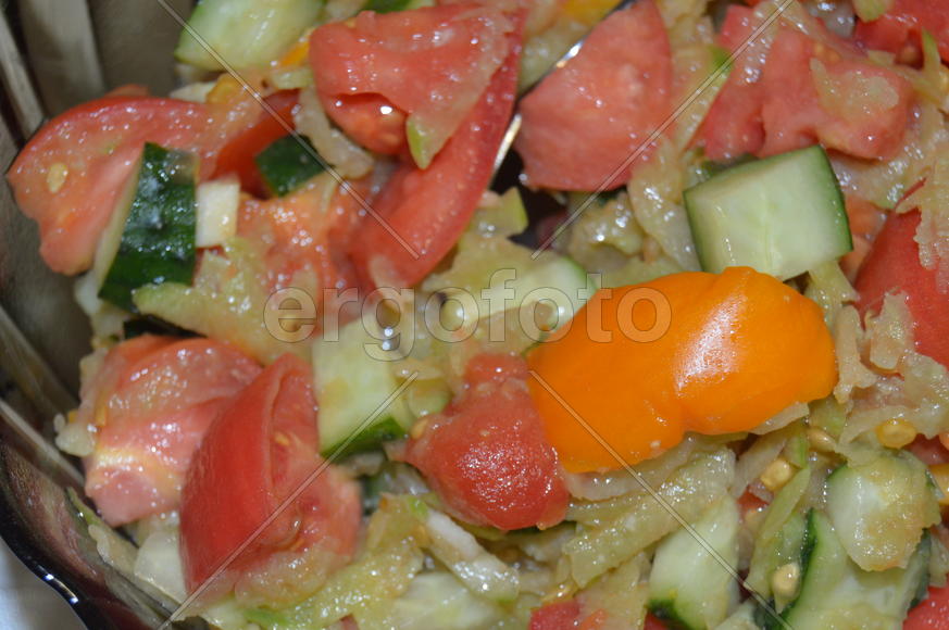 Летний салат из овощей