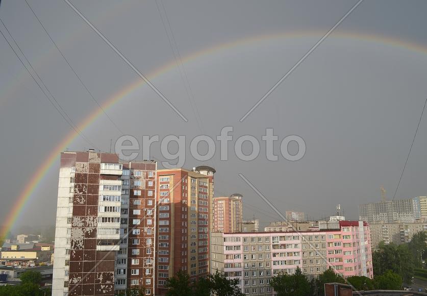Радуга над городом