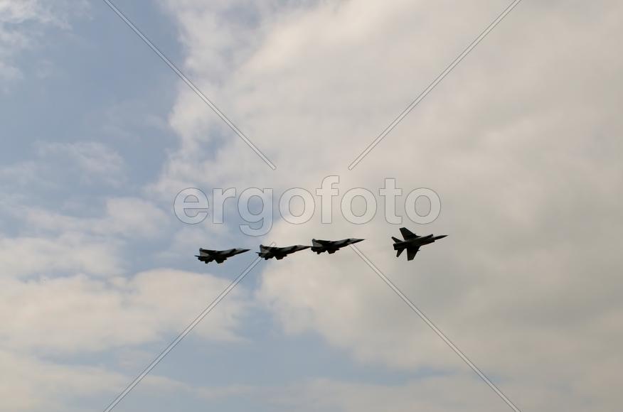 Ведущий в четвёрке