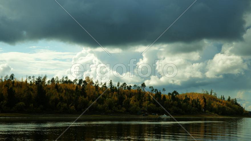 Пасмурный пейзаж