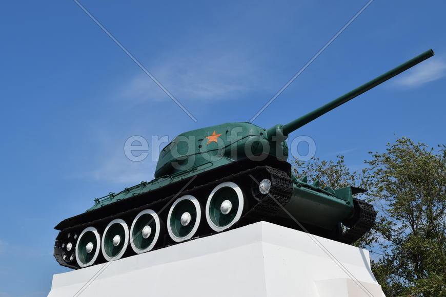 Копия танка. Памятник бронированной техники. Военный Музей Хилл.