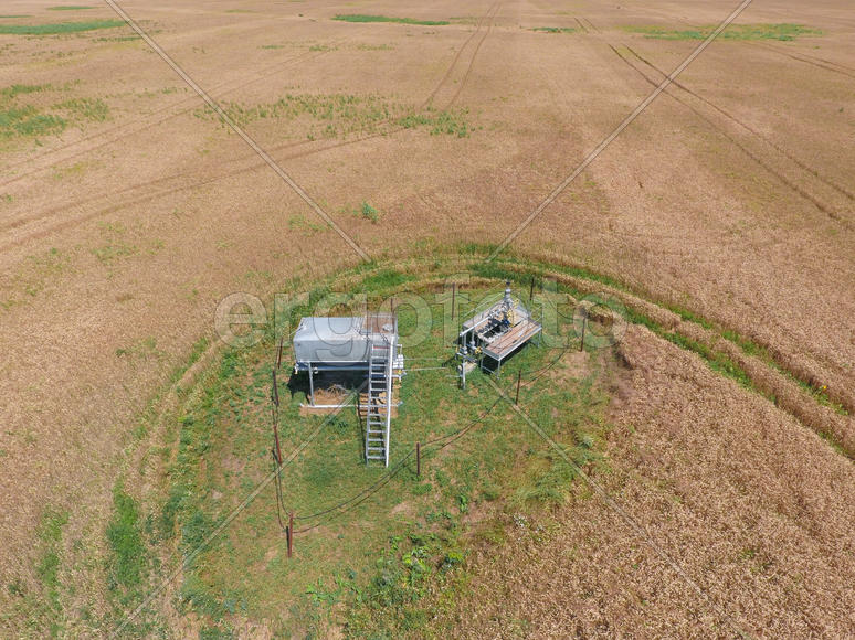 Оборудование нефтяной скважины