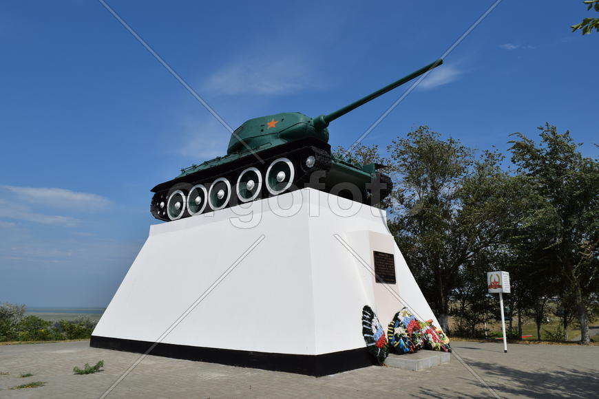 Копия танка. Памятник бронированной техники. Военный Музей Хилл.