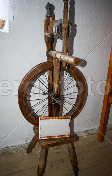 Деревянная прялка начало 20-го века 