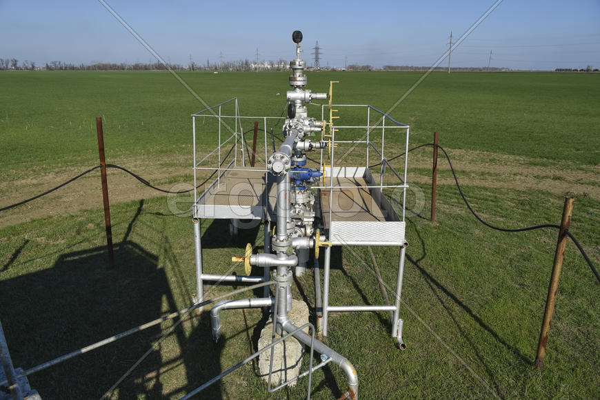 Нефтяная скважина. Оборудование и технологии на нефтяных месторождениях.