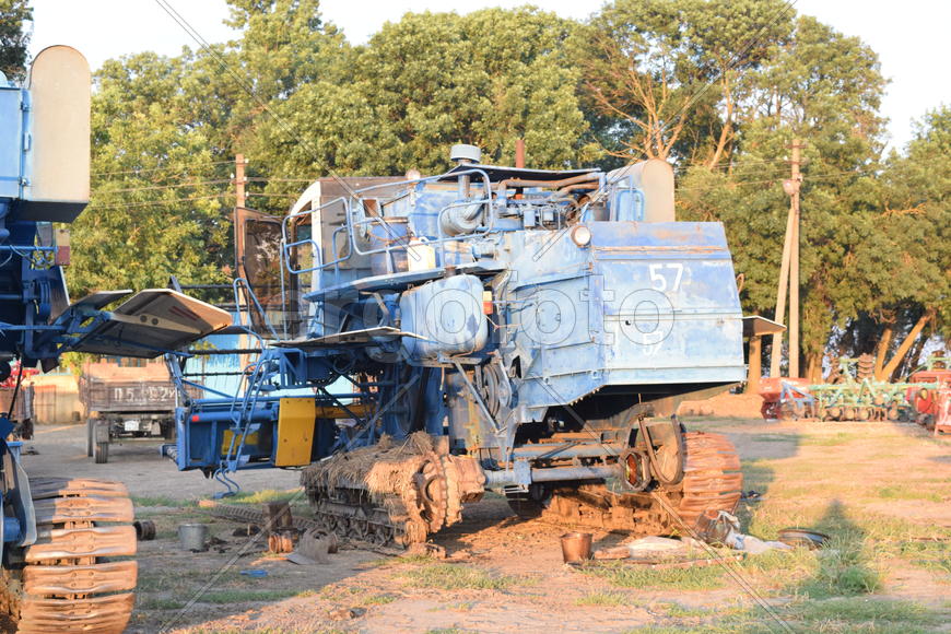 Combine harvester. Agricultural machinery for harvesting from the fields.