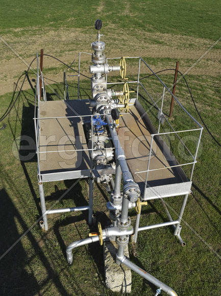 Нефтяная скважина. Оборудование и технологии на нефтяных месторождениях.