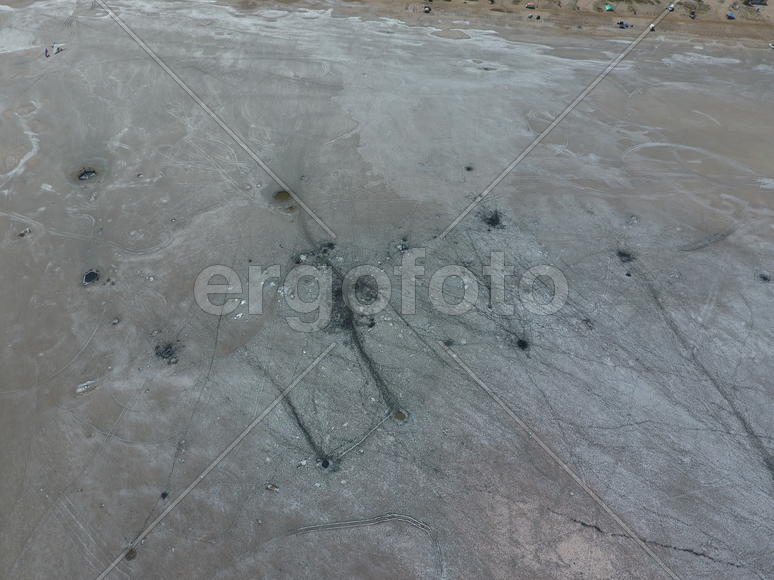 Грязевые целебные источники. Вид сверху