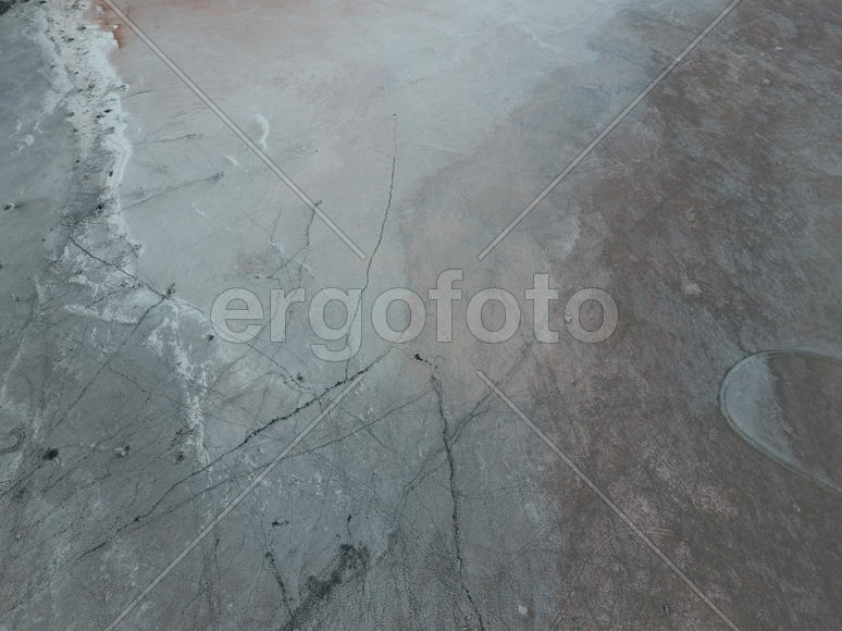 Озеро на Азовском побережье бывшего лимана. Вид сверху