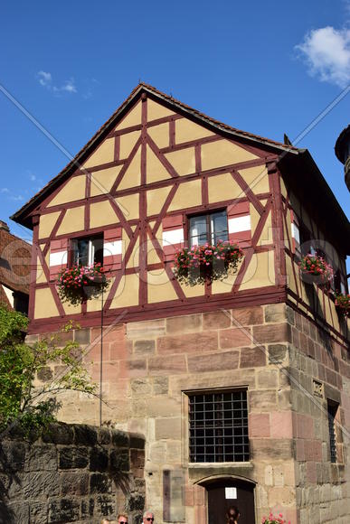 Германия - город Нюрнберг. Фасад исторического здания 