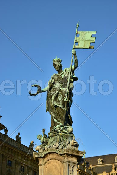 Скульптура царицы в Вюцбурге