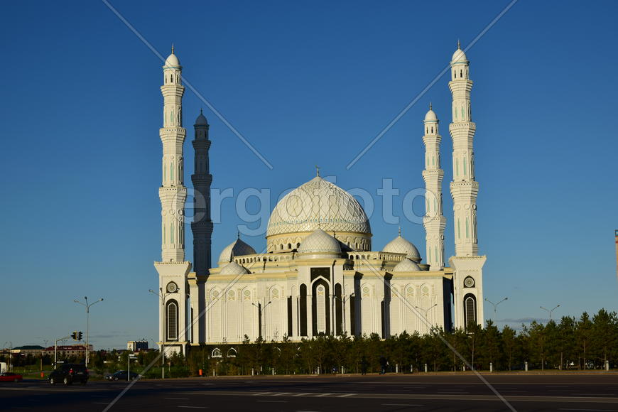 Астана - мечеть Хазрет-султан 