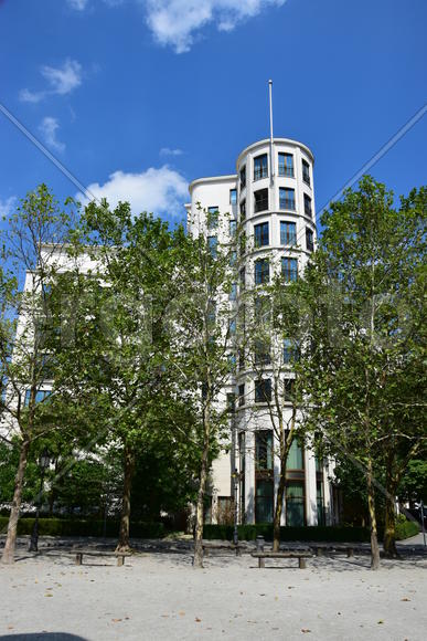 Германия - город Бамберг. Современное здание 