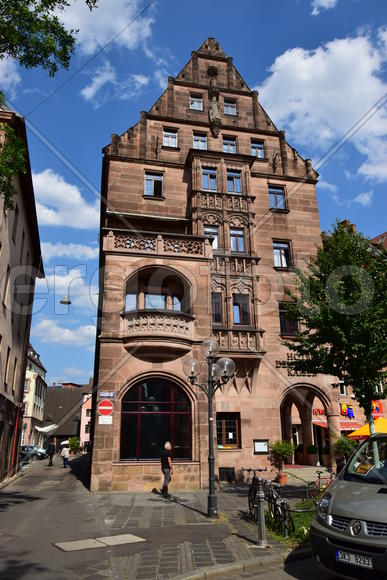 Германия - город Нюрнберг. Фасад здания 