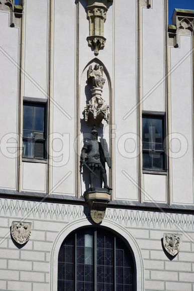 Германия. Мюнхен. Украшения на фасаде здания 