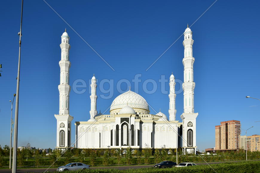 Мечеть "Хазрет Султан" в Астане. Казахстан 