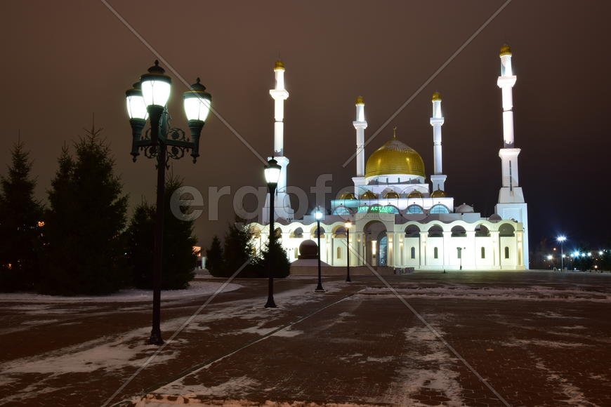 Астана - Мечеть НУР-АСТАНА 