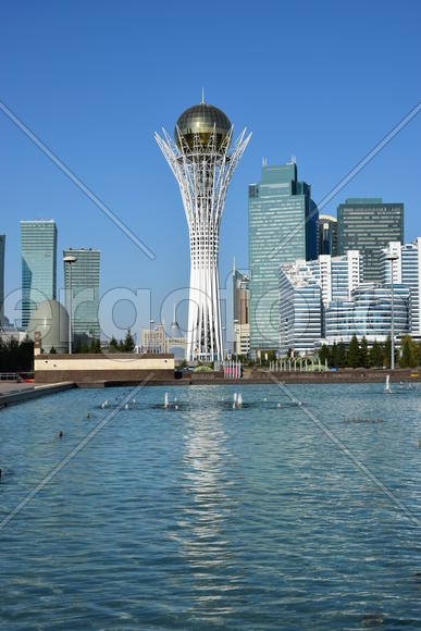 Башня "БАЙТЕРЕК" в Астане