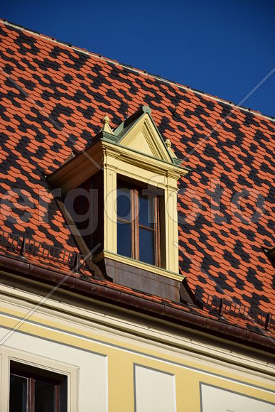 Германия - город Регенсбург. Крыша здания 