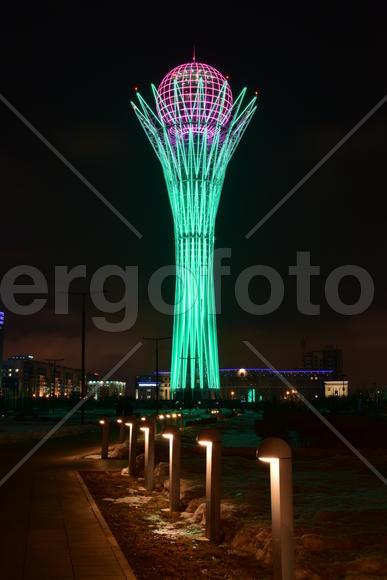 Башня "БАЙТЕРЕК" в Астане
