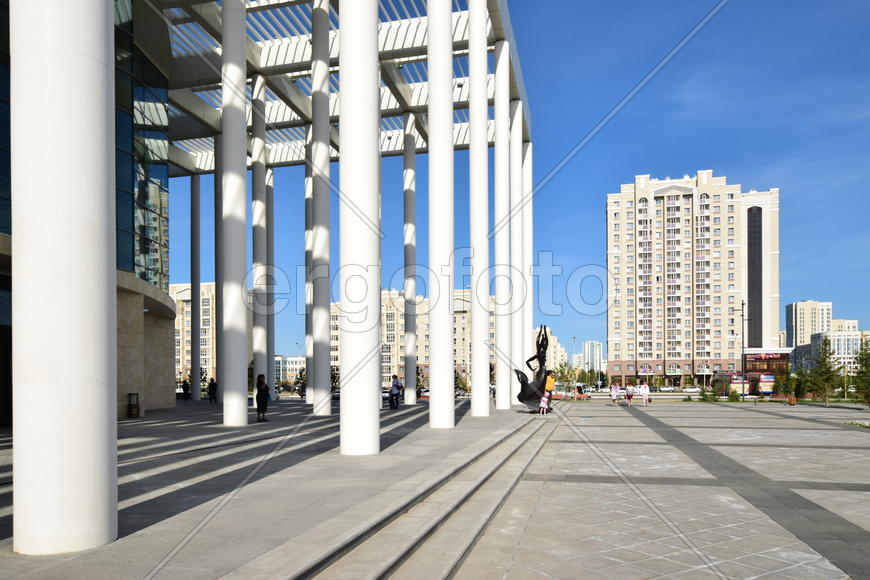 Астана. Театр балета. Казахстан