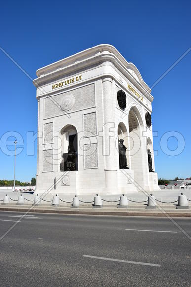 Астана - триумфальная арка. Казахстан