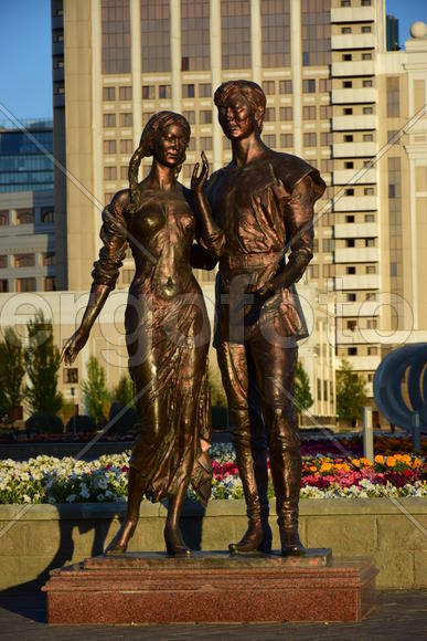 Уличная скульптура Астаны