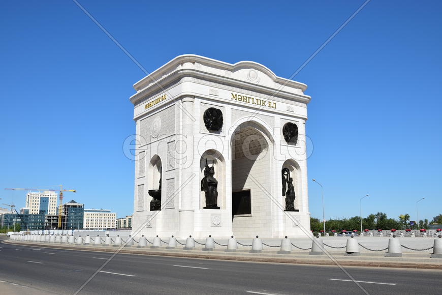 Астана - триумфальная арка. Казахстан