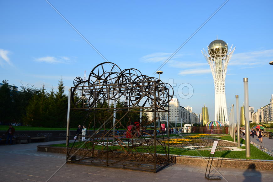 Астана - Башня "Байтерек". Казахстан 